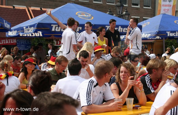 WM2006 Deutschland - Ecuador 3:0 auf dem Hauptmarkt