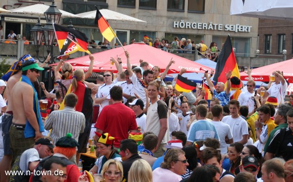 WM2006 Deuschland - Schweden auf dem Hauptmarkt