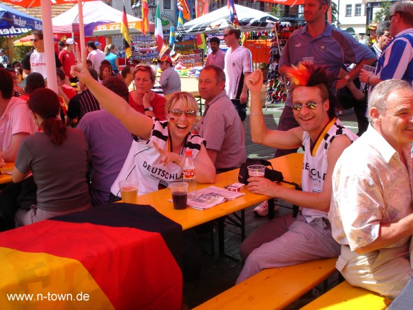 WM2006 auf dem Hauptmarkt in Nrnberg: Deutschland - Schweden