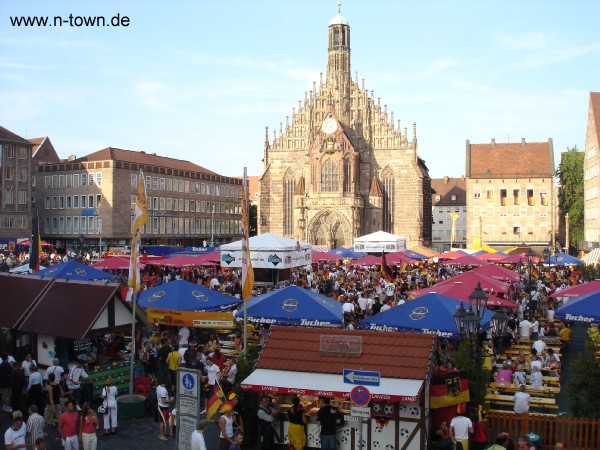 WM2006 auf dem Hauptmarkt in Nrnberg: Deutschland - Schweden