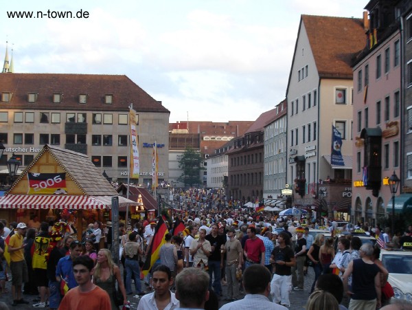WM2006 auf dem Hauptmarkt in Nrnberg: Deutschland - Schweden