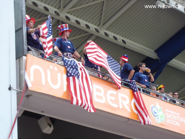 WM2006 Gruppenspiel in Nrnberg: Ghana - USA im Frankenstadion
