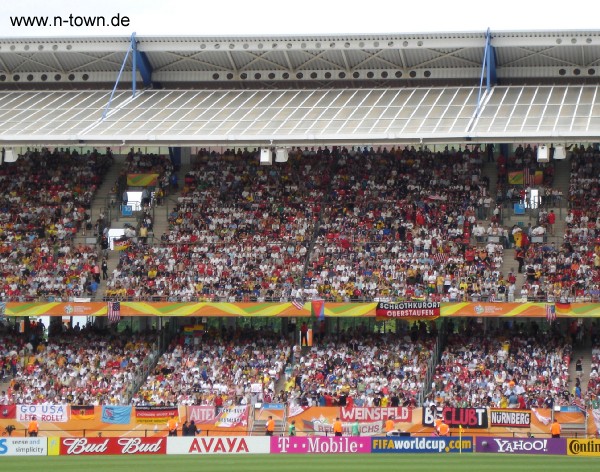 WM2006 Gruppenspiel in Nrnberg: Ghana - USA im Frankenstadion