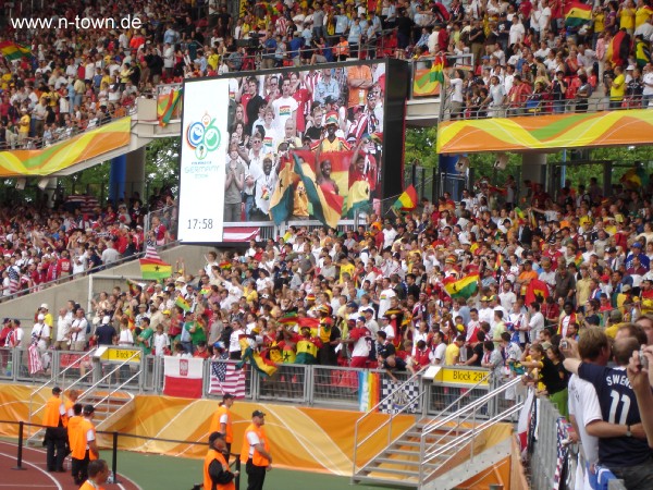 WM2006 Gruppenspiel in Nrnberg: Ghana - USA im Frankenstadion