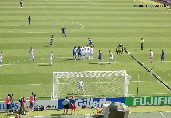 WM2006 Gruppenspiel in Nrnberg: Japan - Kroatien im Frankenstadion